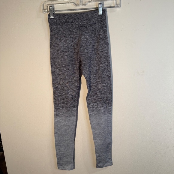Lululemon Ombre Grey 7/8  Leggings Size 4 - Picture 5 of 14